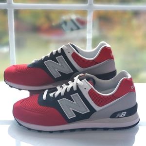 Size 10 Men - New Balance 574